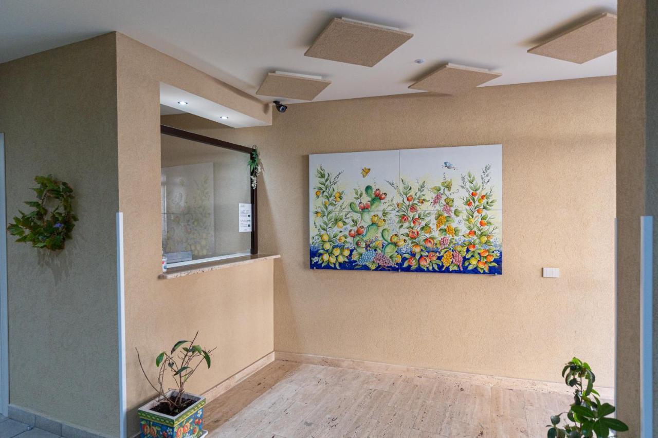 Solemar Sicilia - Multi Suite Palermo Exteriör bild